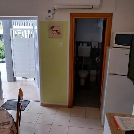 Appartement With Parking Spaces Nska, Krk - 23196