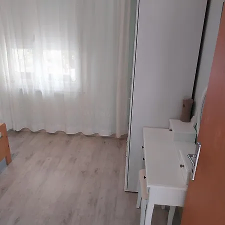 Apartman With Parking Spaces Nska, Krk - 23196 Malinska