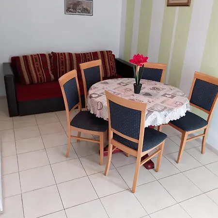With Parking Spaces Nska, Krk - 23196 Apartman Malinska