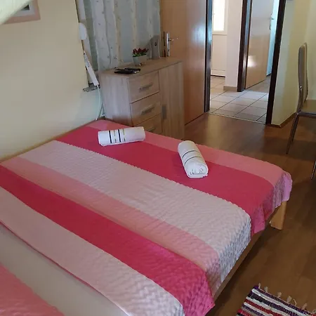 Appartement With Parking Spaces Nska, Krk - 23196 Malinska