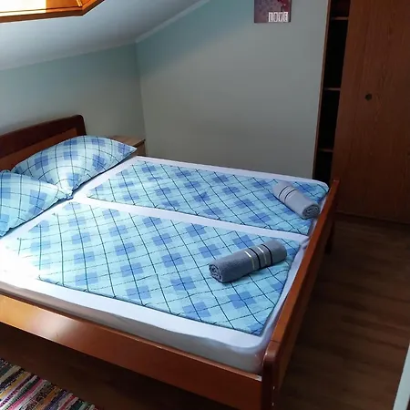 With Parking Spaces Nska, Krk - 23196 Apartman